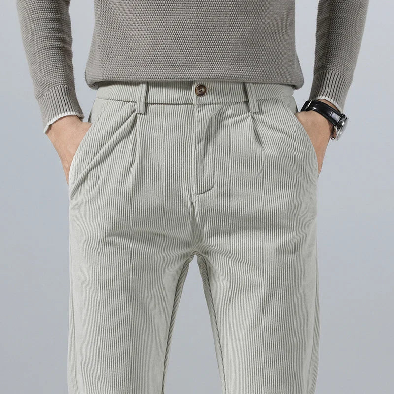 Lignes Parisiennes™ | Pantalon en velours côtelé