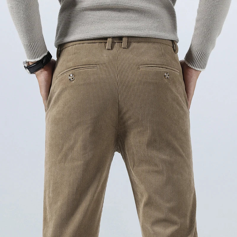 Lignes Parisiennes™ | Pantalon en velours côtelé