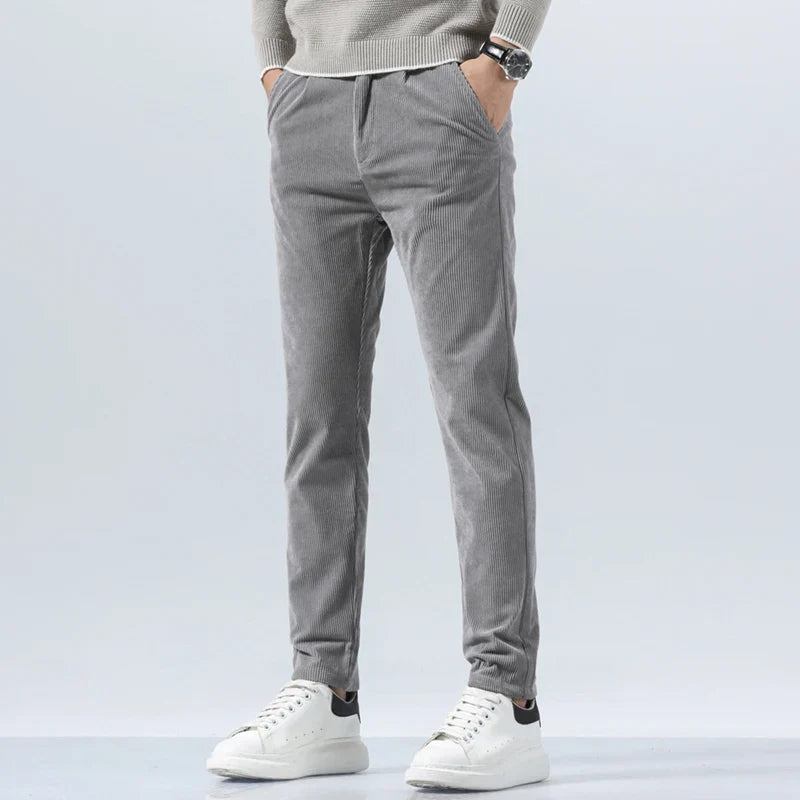 Lignes Parisiennes™ | Pantalon en velours côtelé